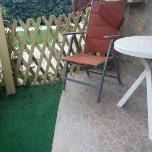 Kriszta Apartmanhaz Apartment Balatonlelle Ngoại thất bức ảnh