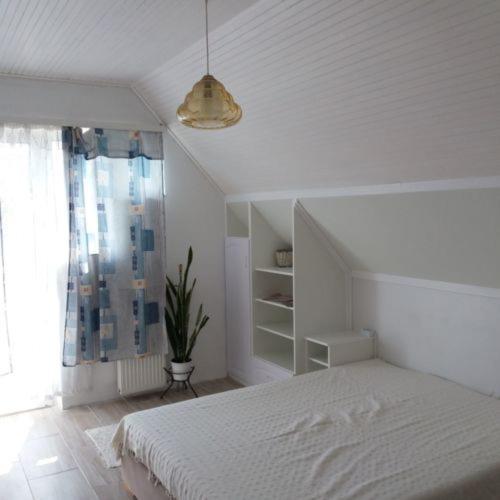 Kriszta Apartmanhaz Apartment Balatonlelle Ngoại thất bức ảnh